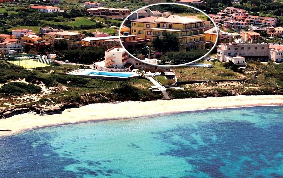 Hotel Rosa Dei Venti Castelsardo Bagian luar foto